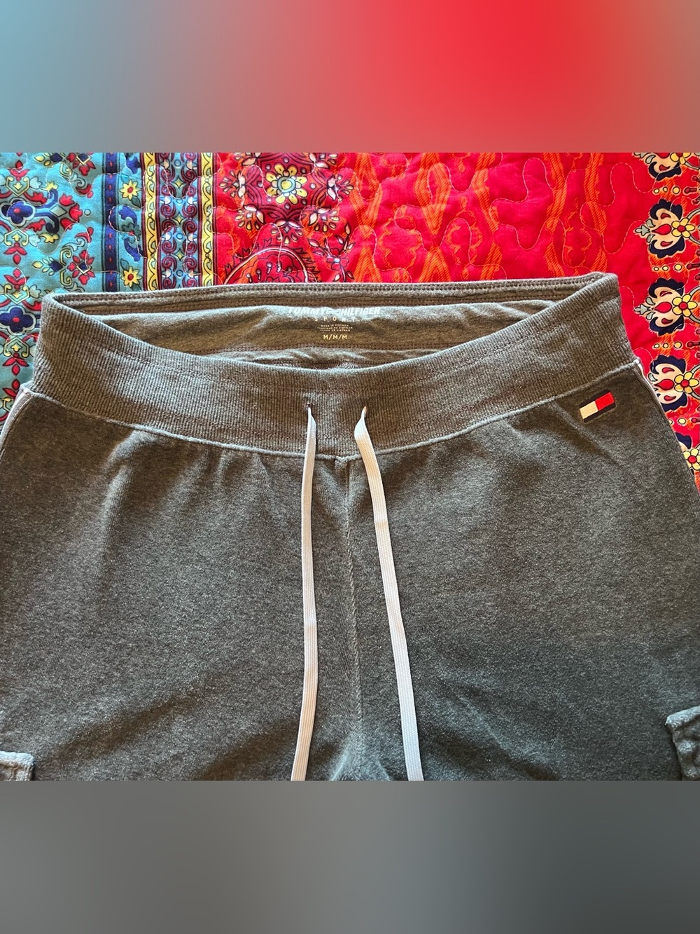 Tommy Hilfiger Sport Super Soft Dark Gray Cargo Joggers Size Medium - Picture 4 of 8